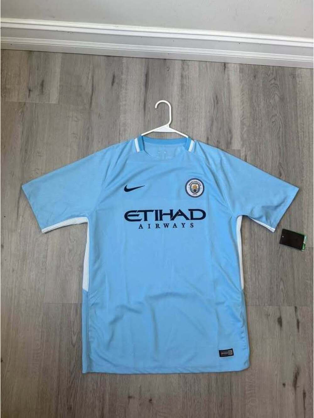 Manchester city soccer jersey adult large nwt